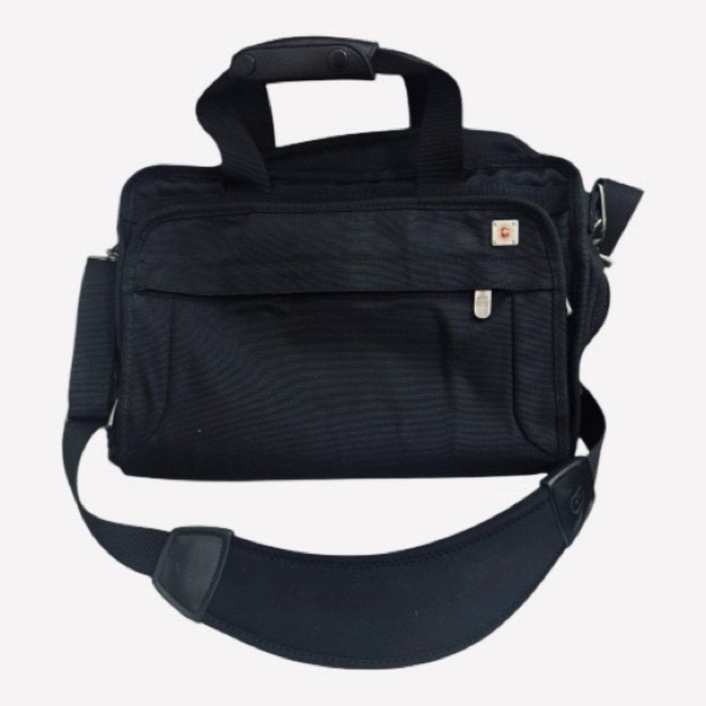 Victorinox Swiss Army 19” Black Carry-on Shoulder Bag Backpack Carry On Luggage